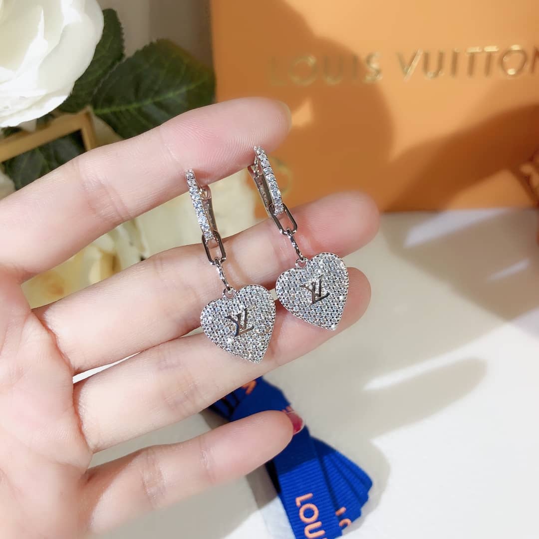 Fake L0vis Vvtt0n Logo Earring