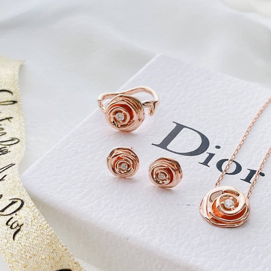 Chr1st1an D10r Earring Copy