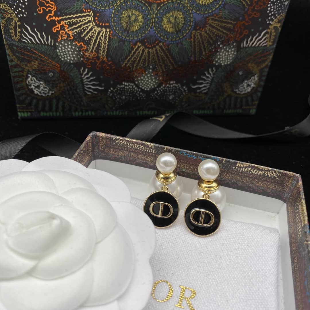 Chr1st1an D10r Earring First Copy