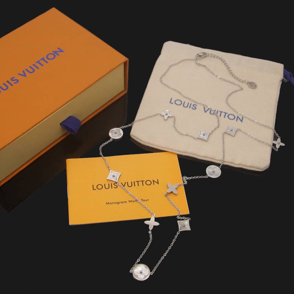 Best L0vis Vvtt0n Classic Necklace