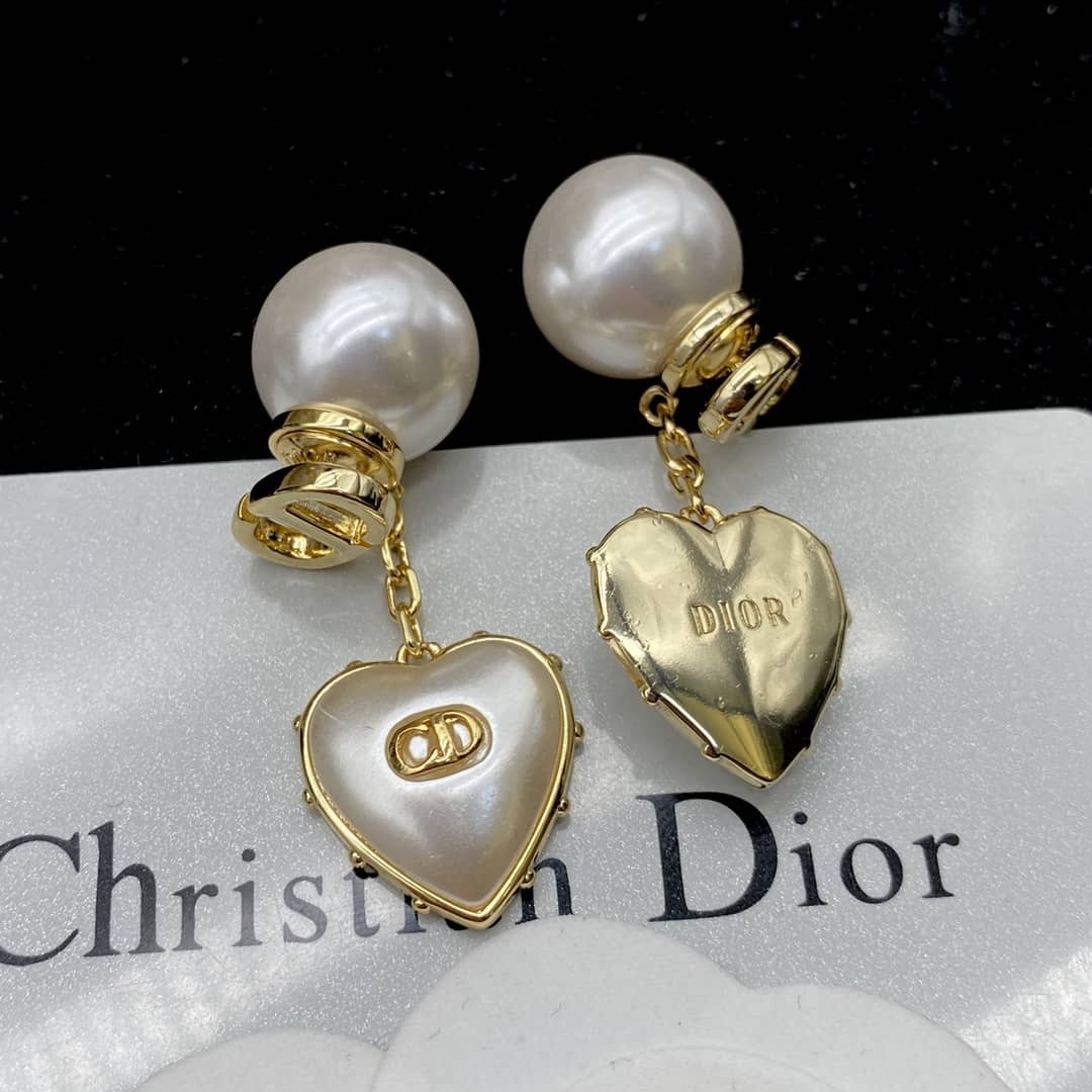 Replica Chr1st1an D10r Earring