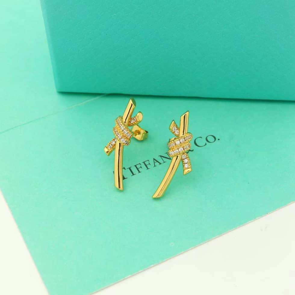 High Quality T*f*ny Earring