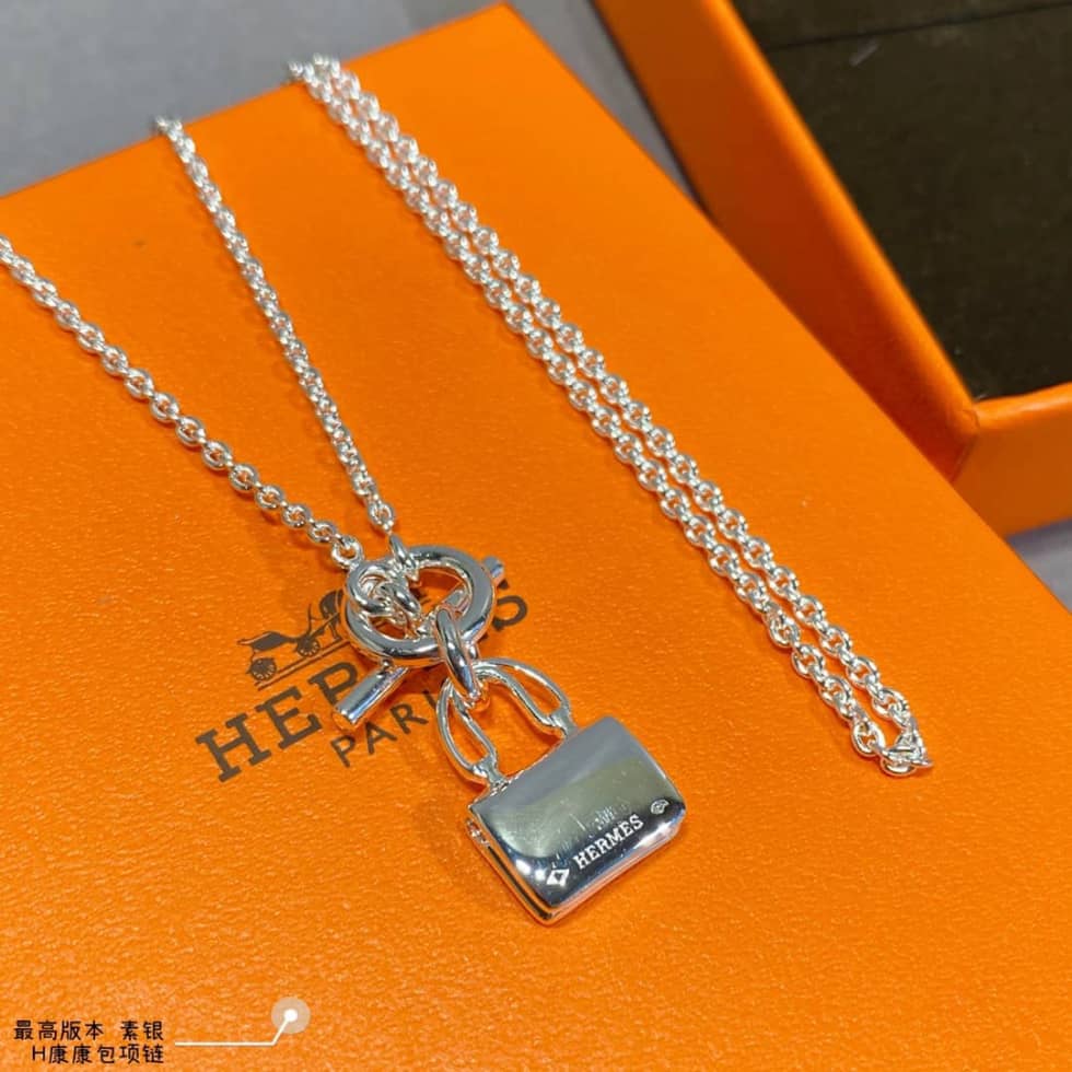 H**me5 Necklace For Sale