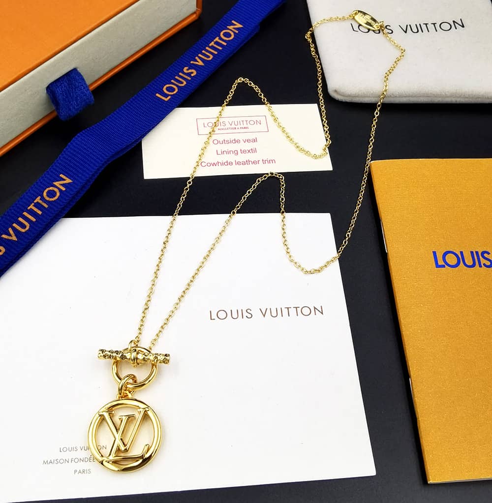 Knockoff L0vis Vvtt0n Logo Necklace