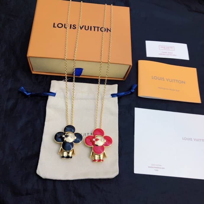 L0vis Vvtt0n Necklace Copy