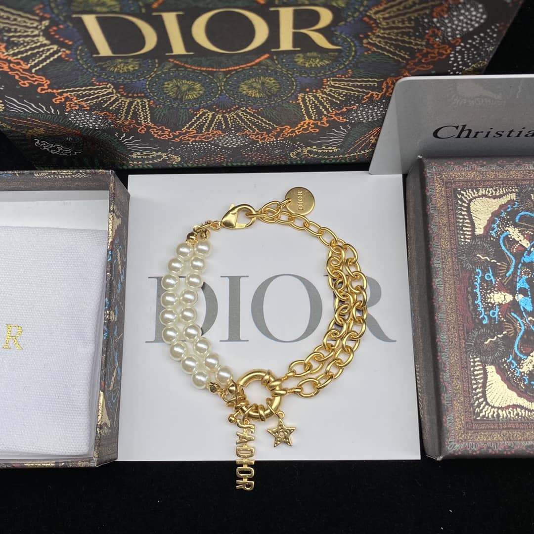 Top Quality Chr1st1an D10r Bracelet