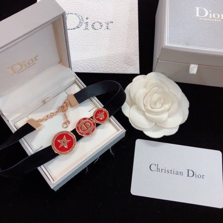Replica Chr1st1an D10r Necklace