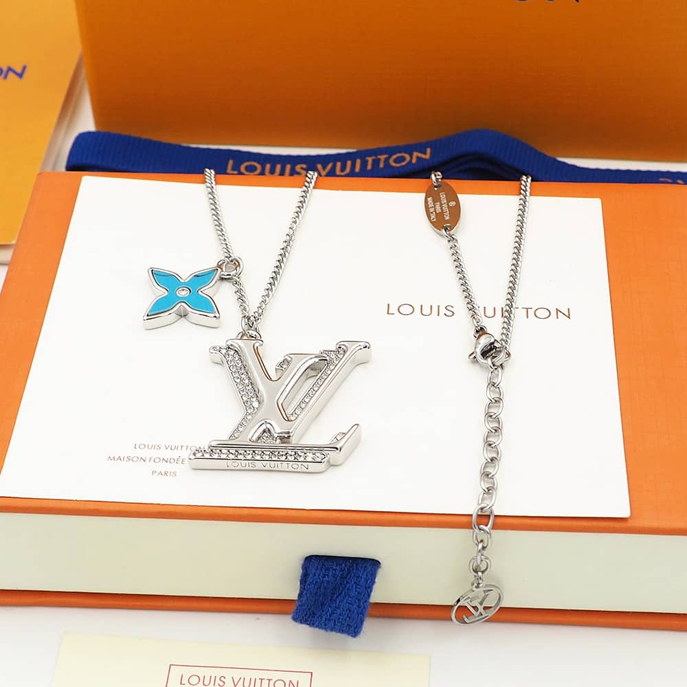 Wholesale L0vis Vvtt0n Logo Necklace