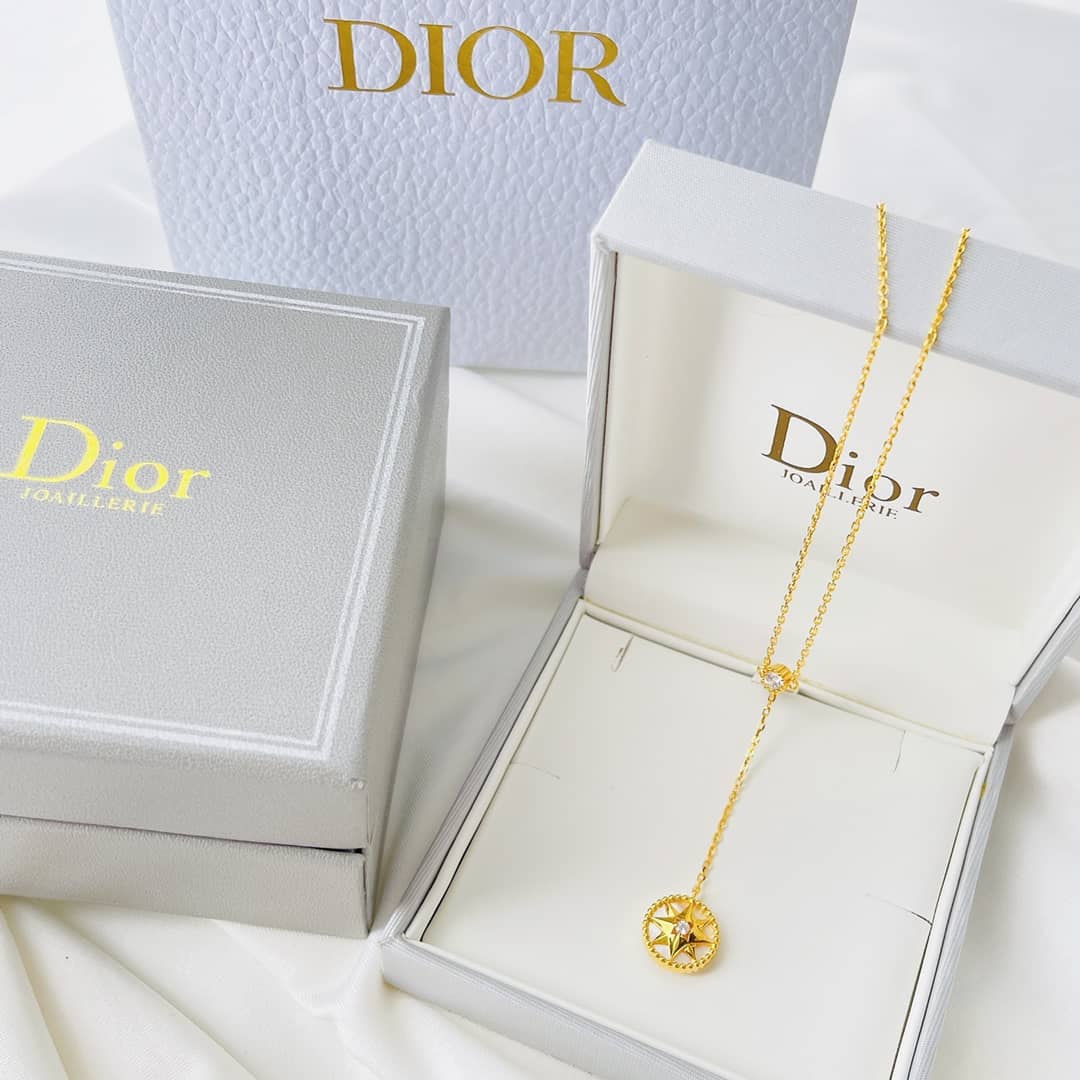 Replica Chr1st1an D10r Necklace
