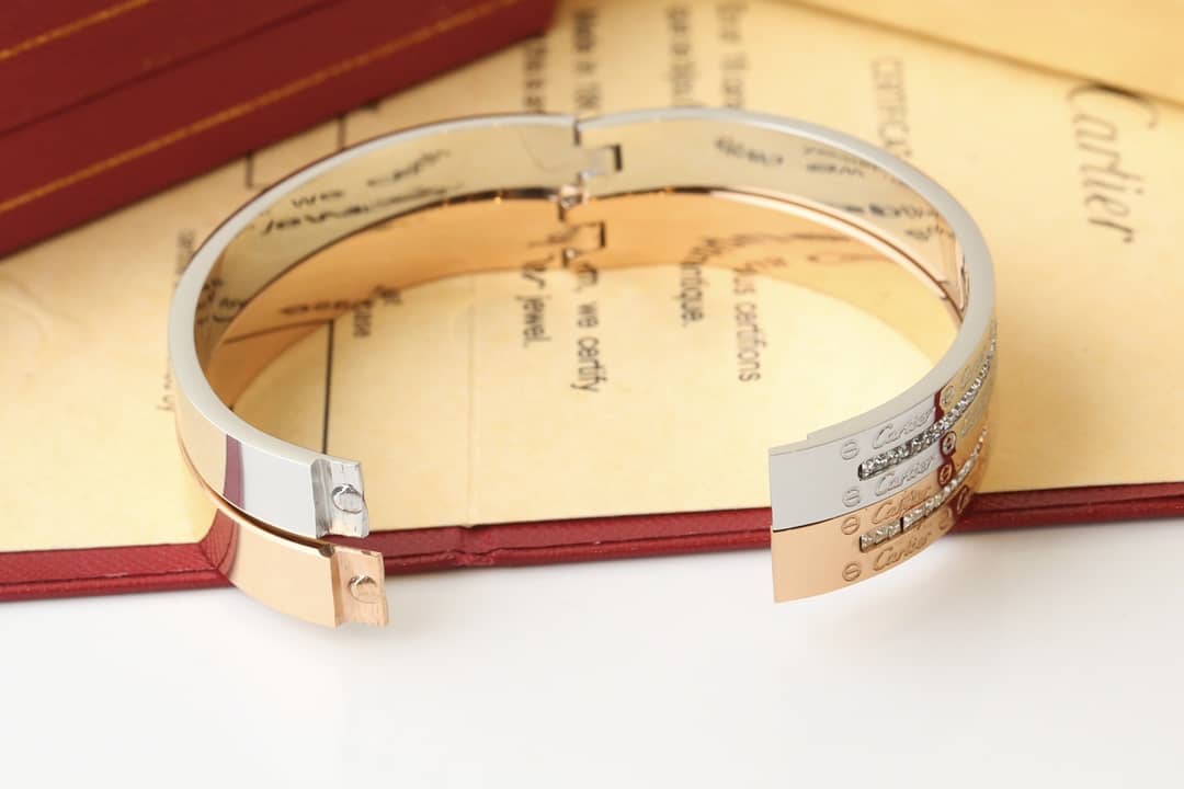 Ca*t1er Bracelet Dupe