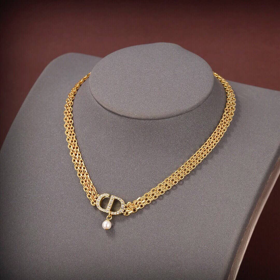 Luxury Chr1st1an D10r Classic AAA+ Necklace