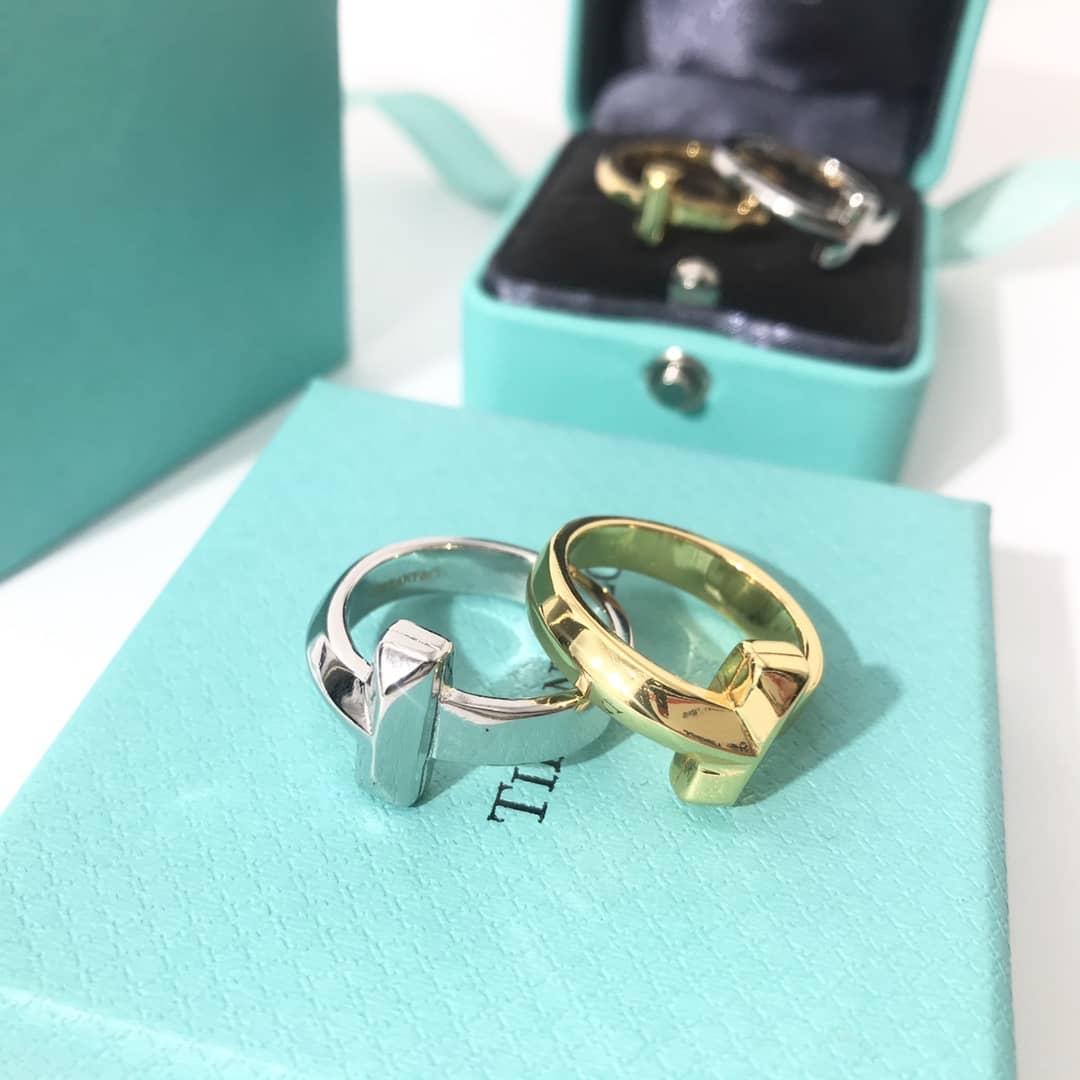 Cheap T*f*ny Ring