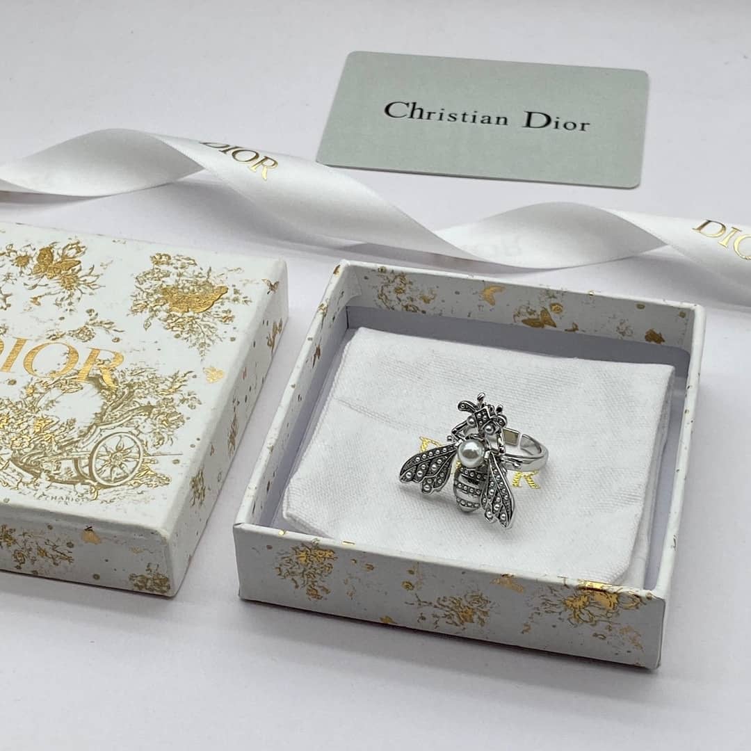 Best Chr1st1an D10r Classic Ring