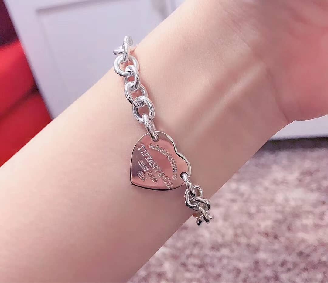 T*f*ny Bracelet First Copy