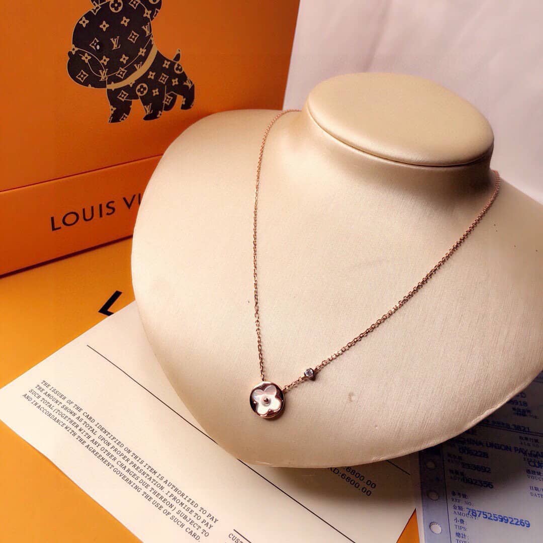 Cheap L0vis Vvtt0n Necklace