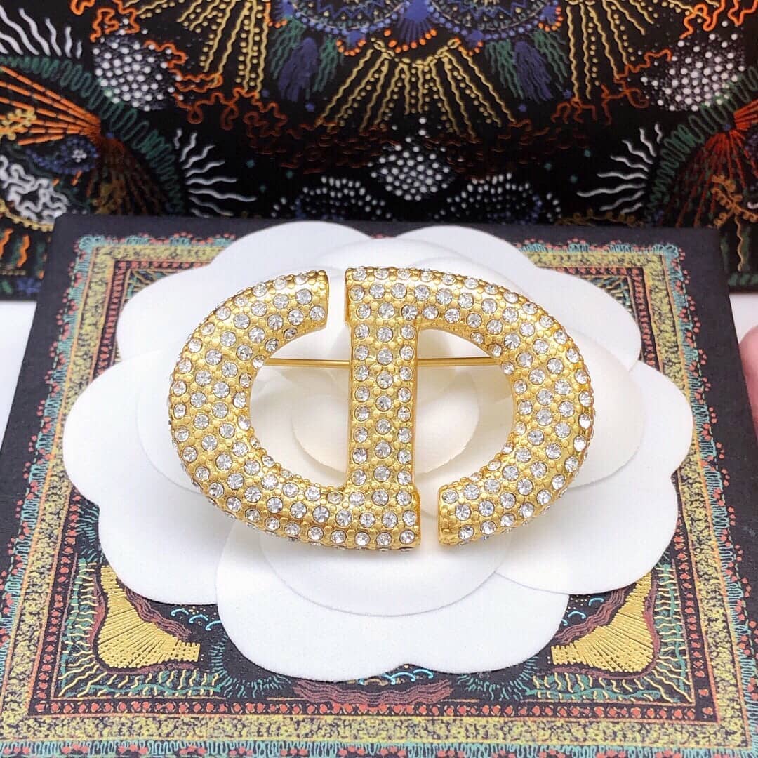 Chr1st1an D10r Brooch First Copy