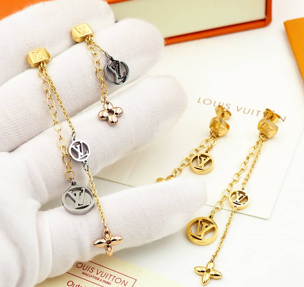 7 Star L0vis Vvtt0n Earring