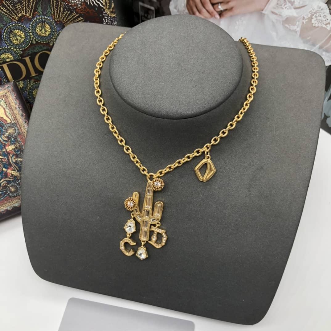 Knockoff Chr1st1an D10r Logo Necklace