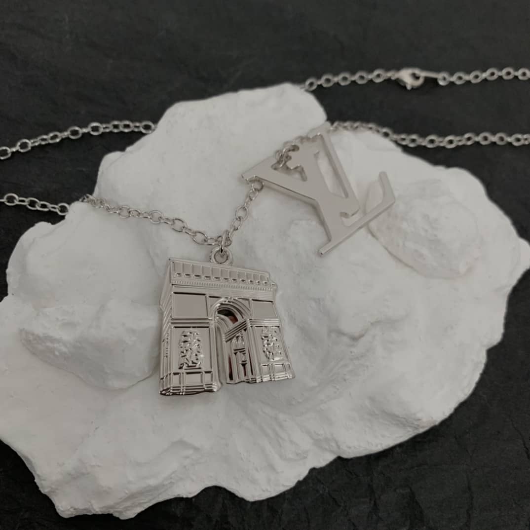 Best L0vis Vvtt0n Classic Necklace