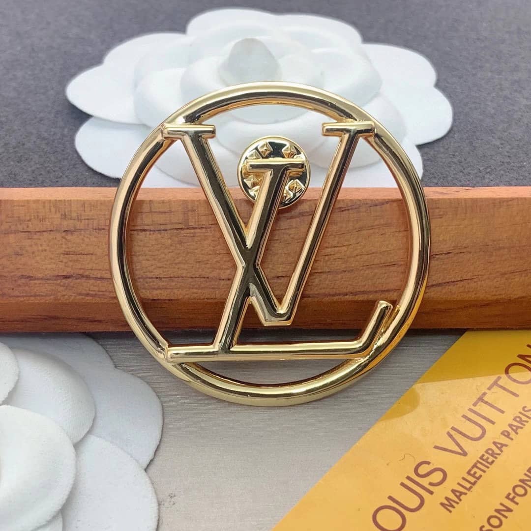 Best L0vis Vvtt0n Classic Brooch