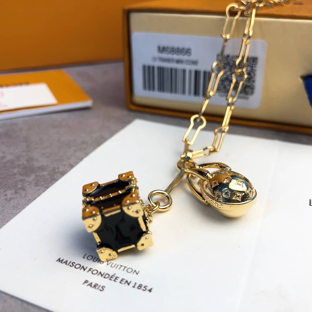 Best L0vis Vvtt0n Classic Necklace