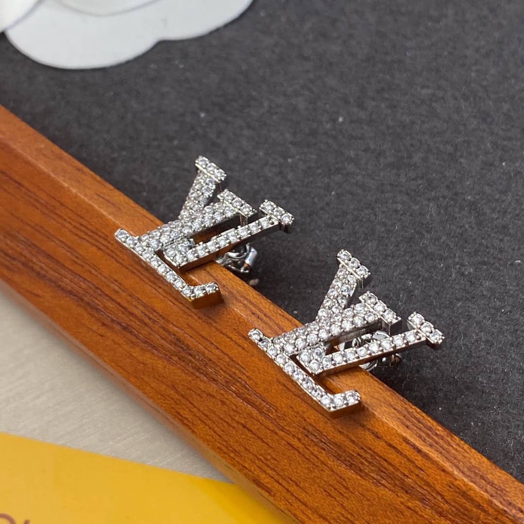 7 Star L0vis Vvtt0n Earring