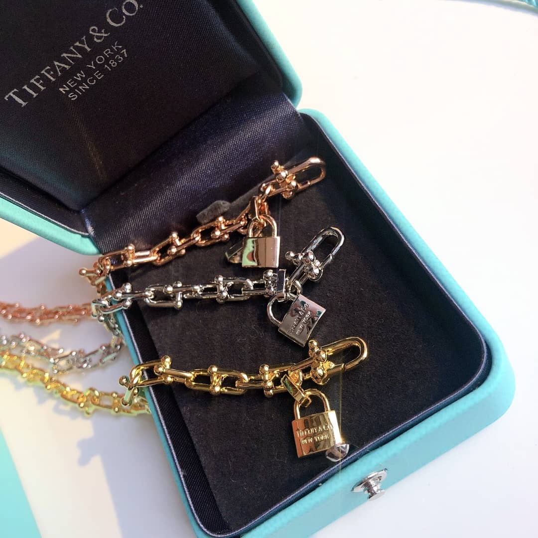 T*f*ny Bracelet Copy