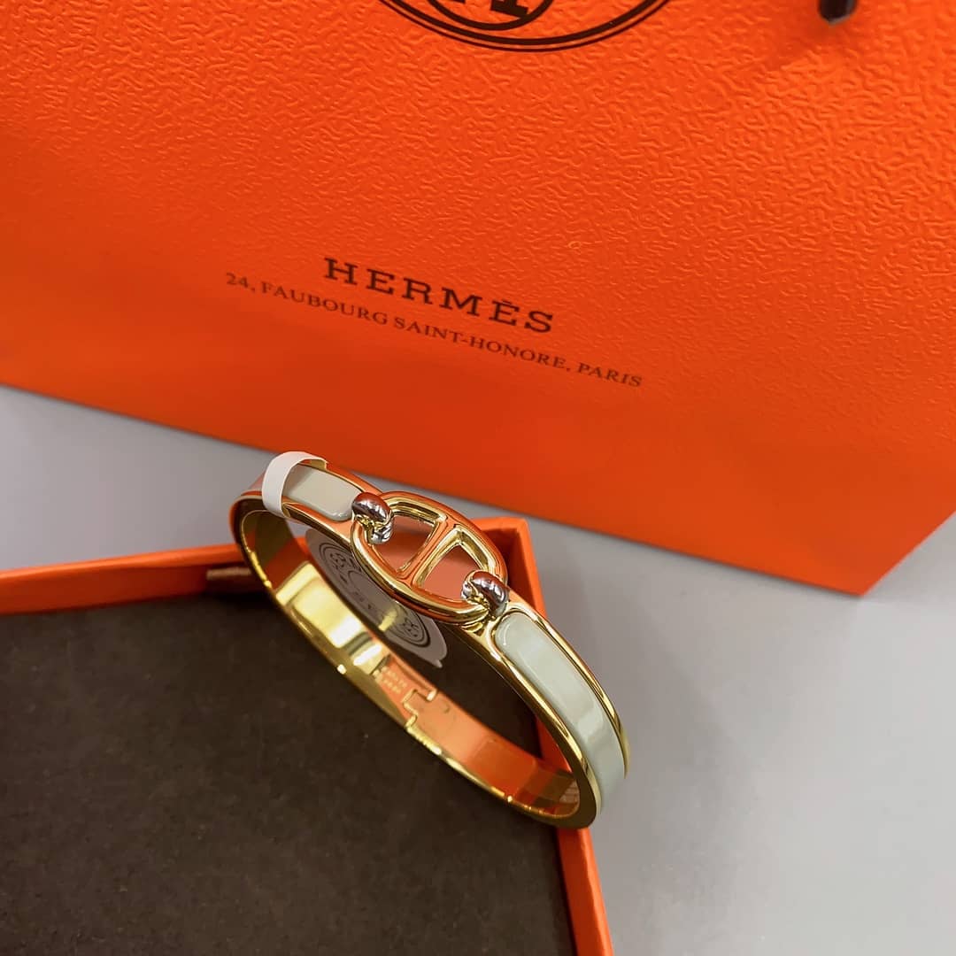 Fake H**me5 Logo Bracelet