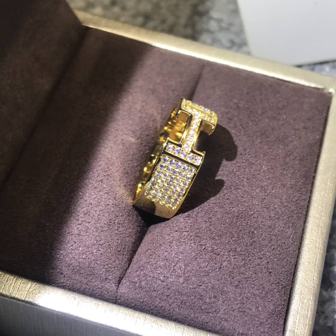 High Quality H**me5 Ring