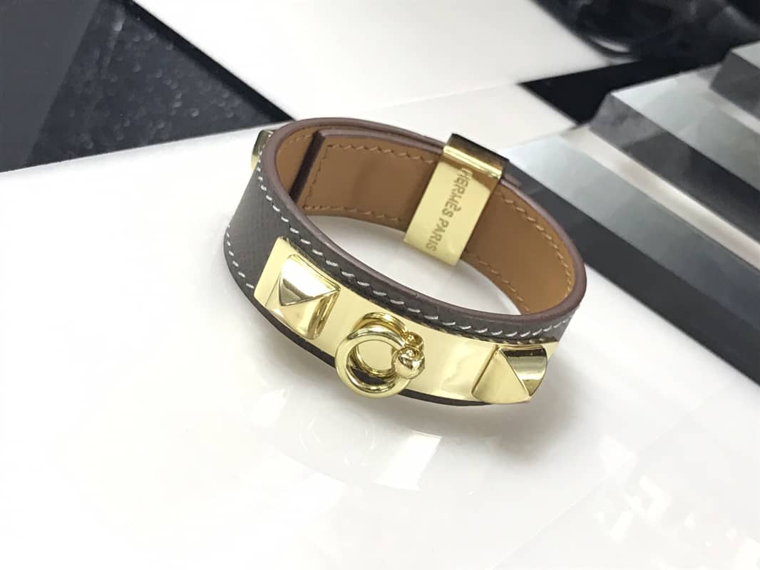 Luxury H**me5 Classic AAA+ Bracelet