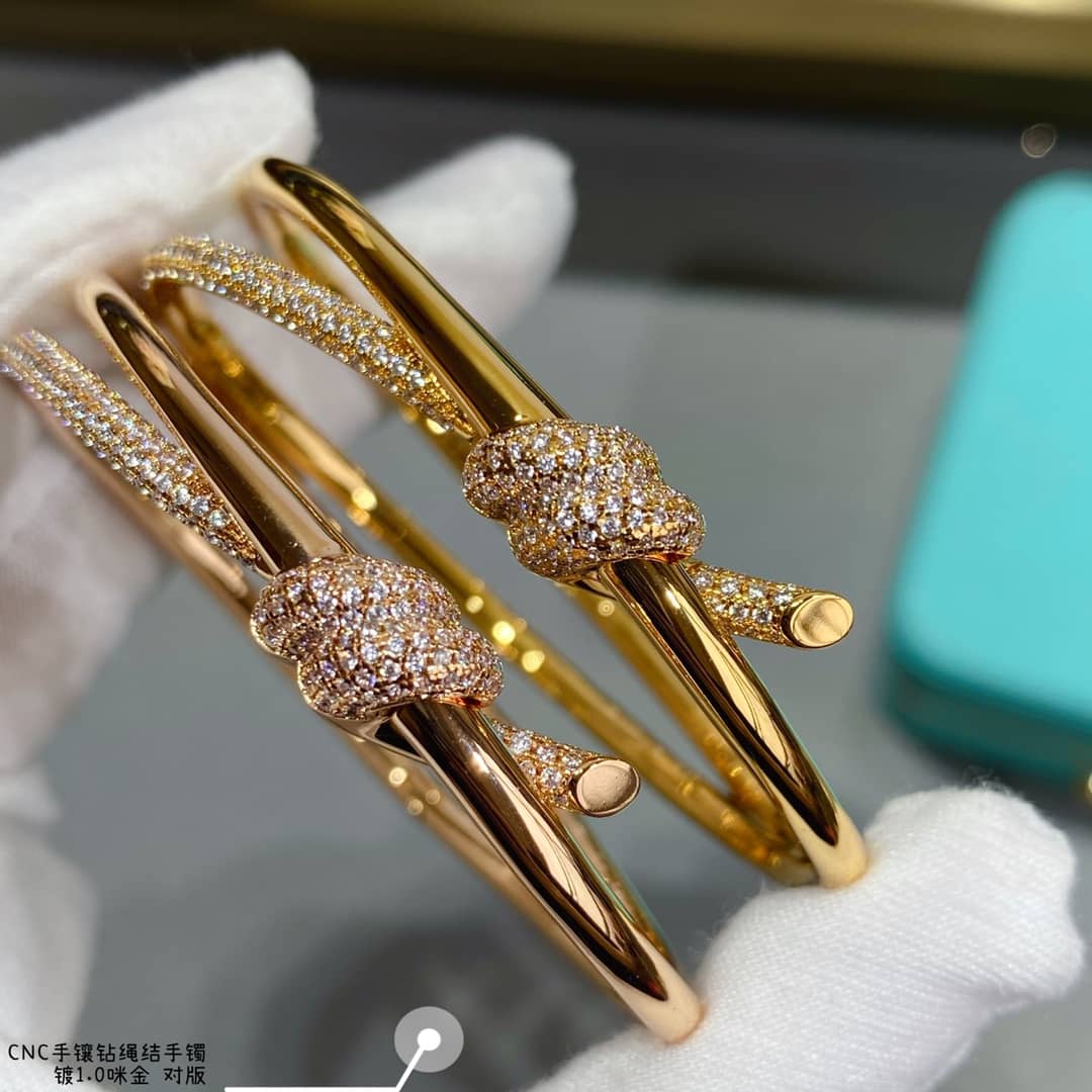 T*f*ny Bracelet Copy