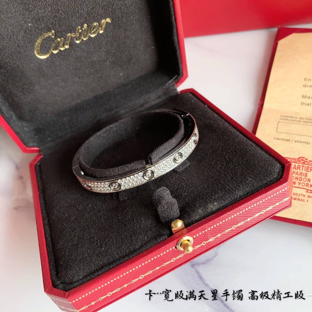 Ca*t1er Bracelet Dupe