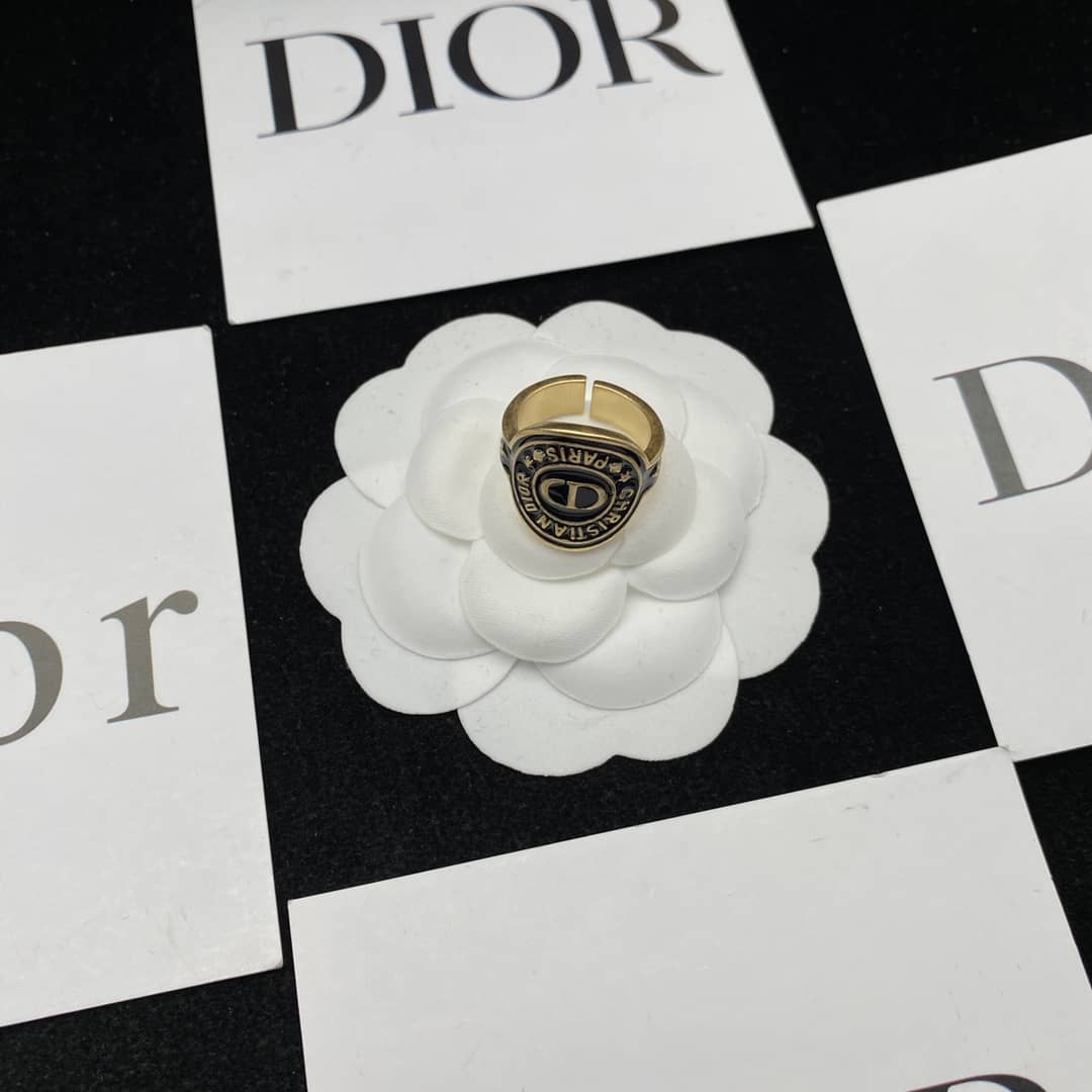 Chr1st1an D10r Ring Copy