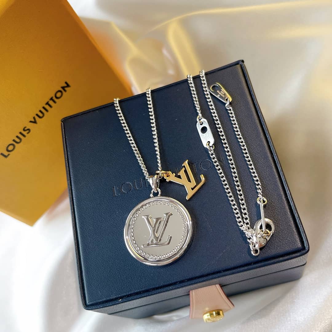 Luxury L0vis Vvtt0n Classic AAA+ Necklace