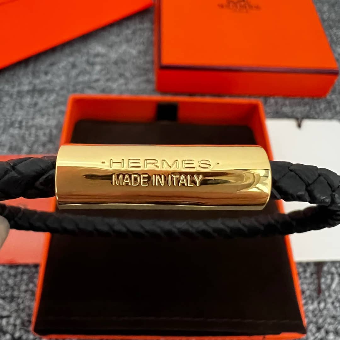 High Quality H**me5 Bracelet