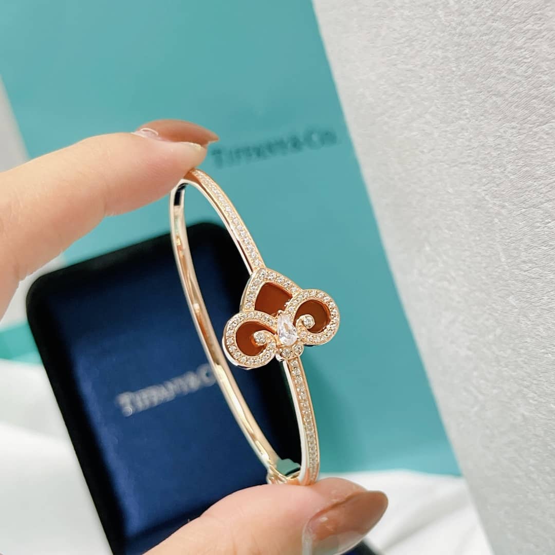 Best T*f*ny Classic Bracelet
