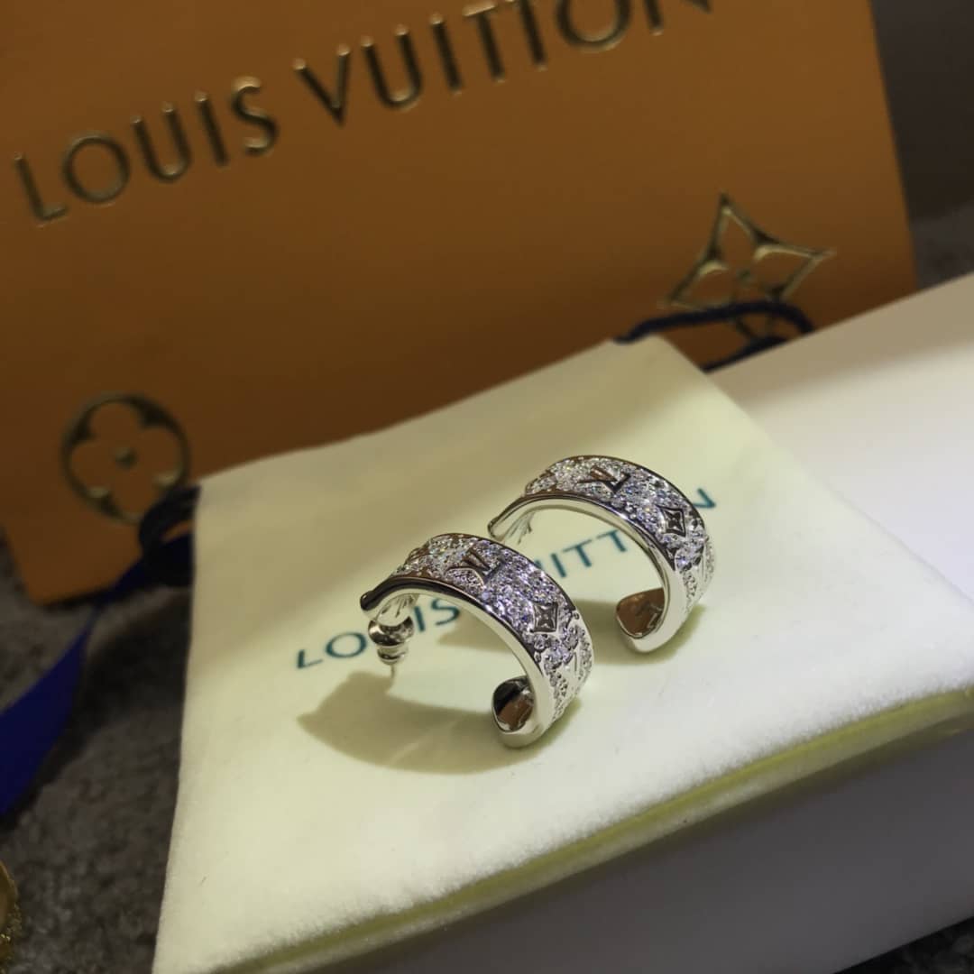 Best L0vis Vvtt0n Classic Earring