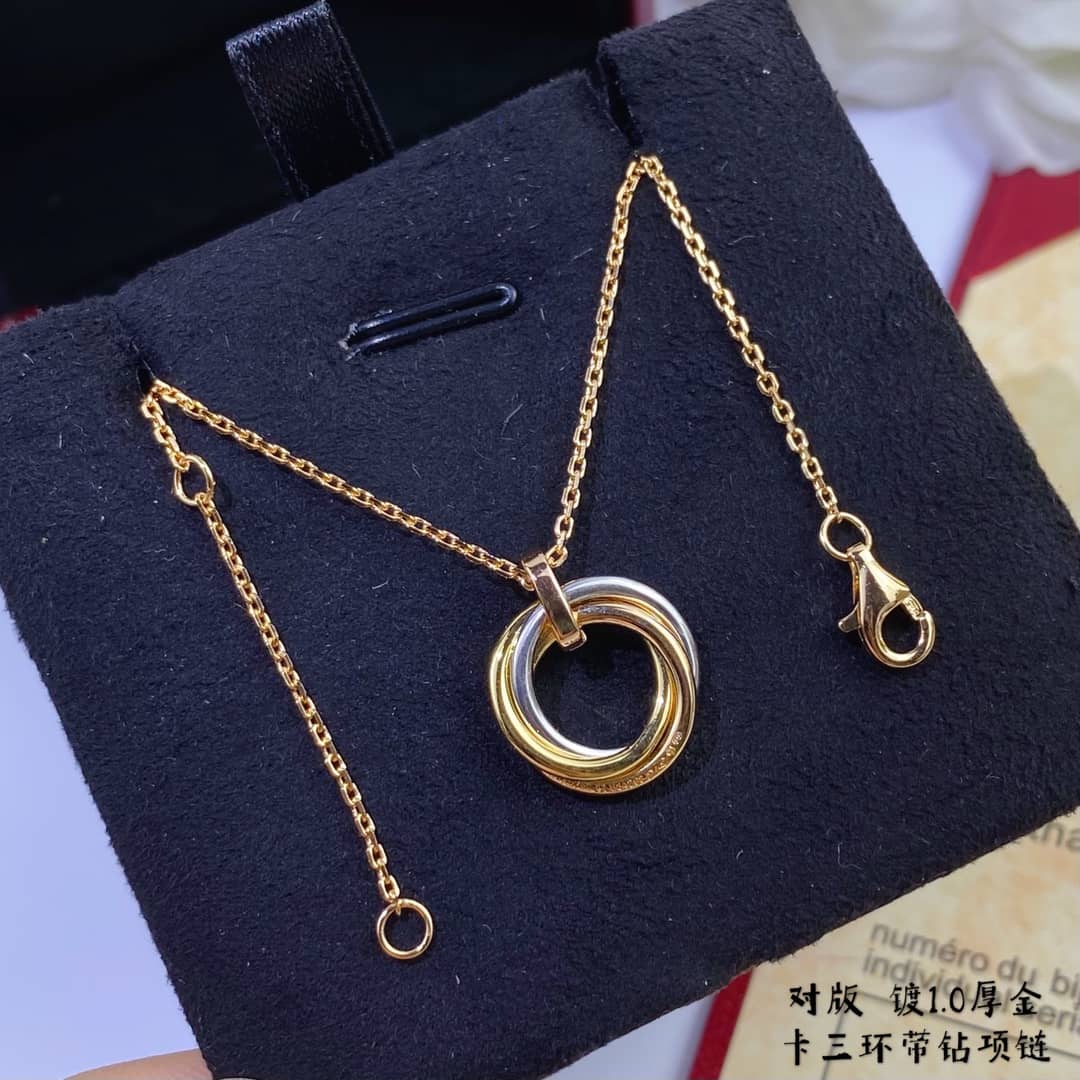 7 Star Ca*t1er Necklace