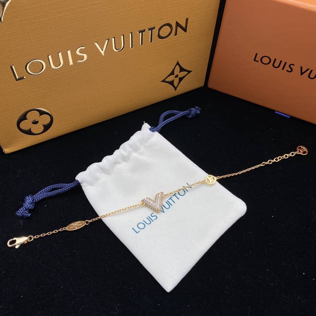 Top Quality L0vis Vvtt0n Necklace