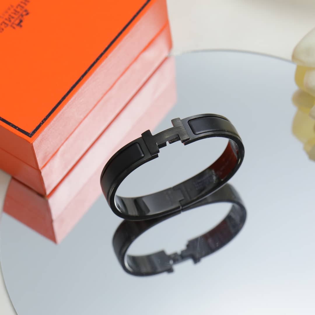Replica H**me5 Bracelet