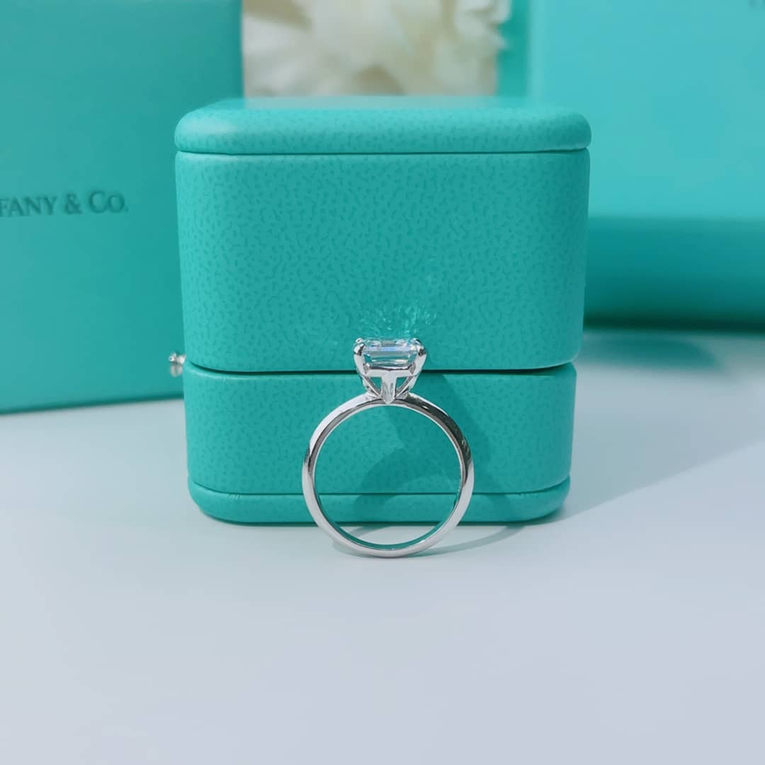 T*f*ny Ring First Copy