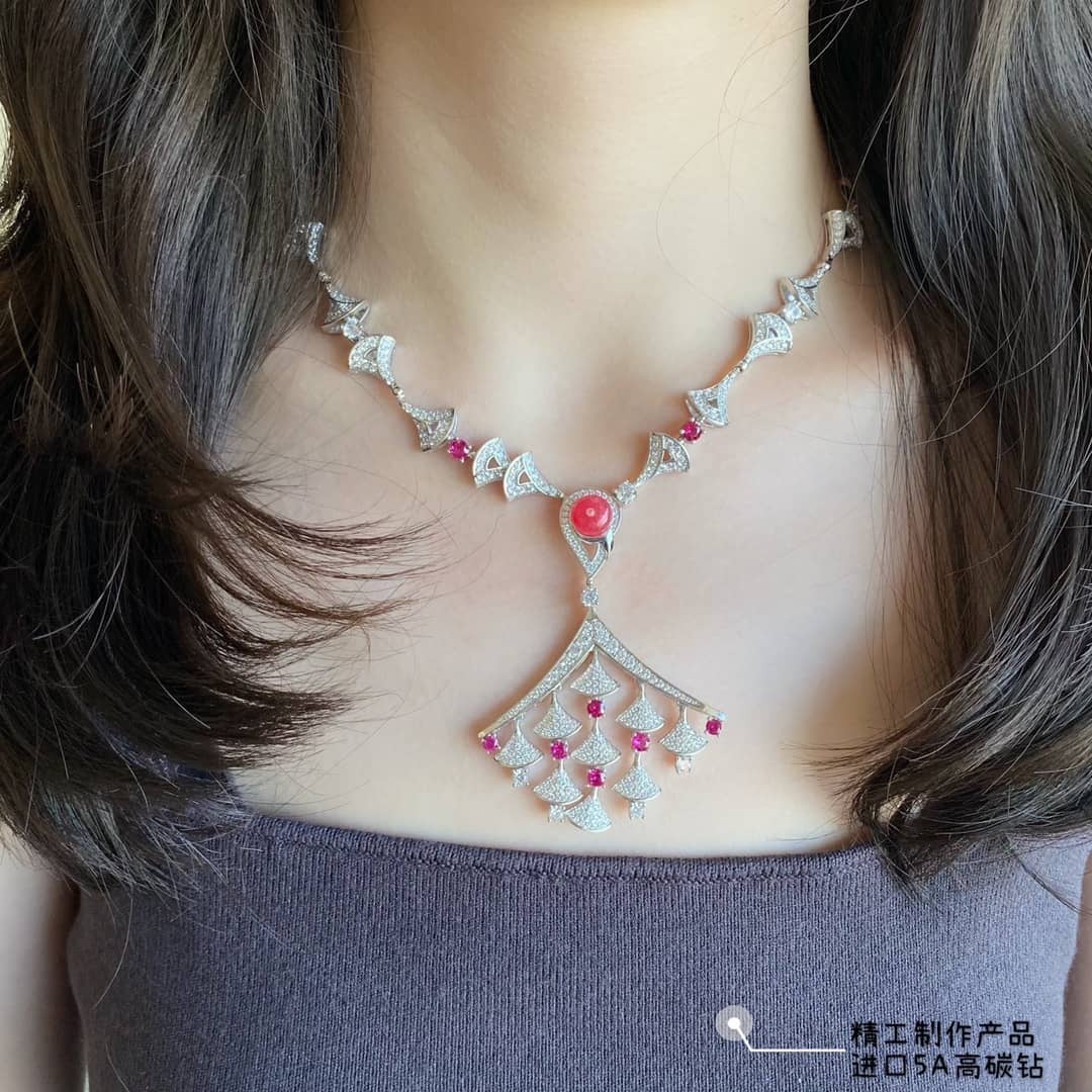 Bv1g*ai Necklace Copy