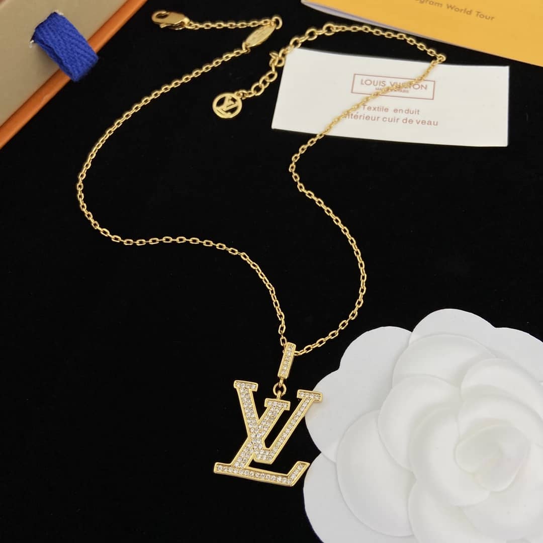 Cheap L0vis Vvtt0n Necklace