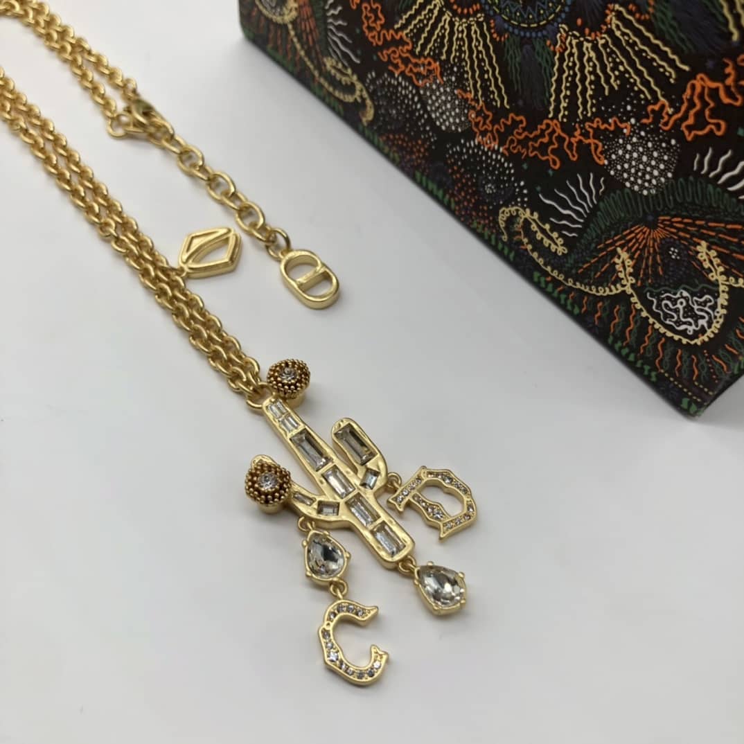 Knockoff Chr1st1an D10r Logo Necklace