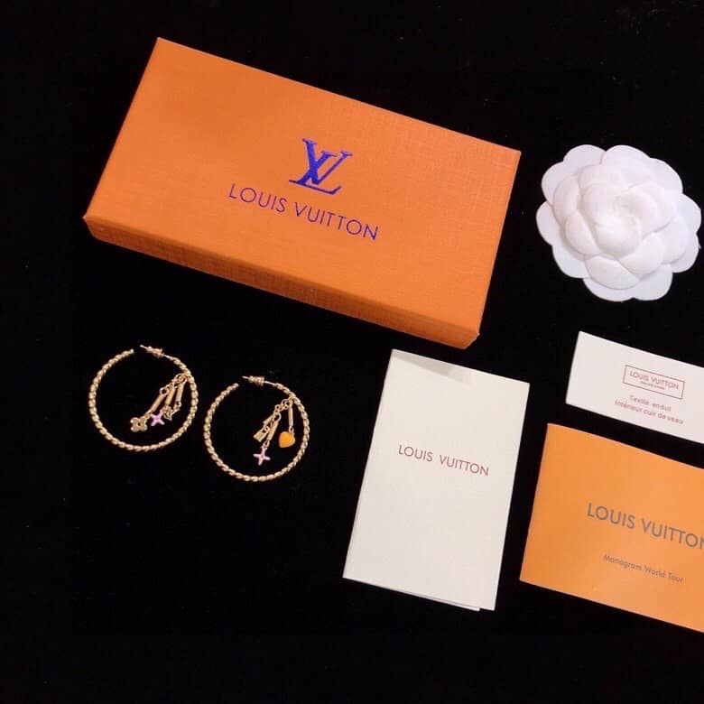 Fake L0vis Vvtt0n Logo Earring