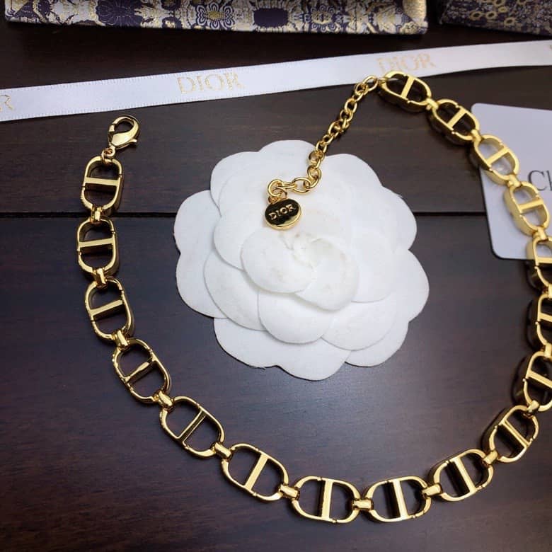Knockoff Chr1st1an D10r Logo Necklace