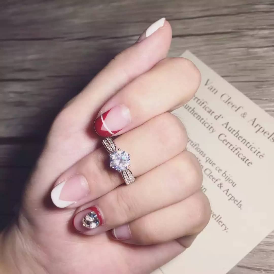 Luxury T*f*ny Classic AAA+ Ring