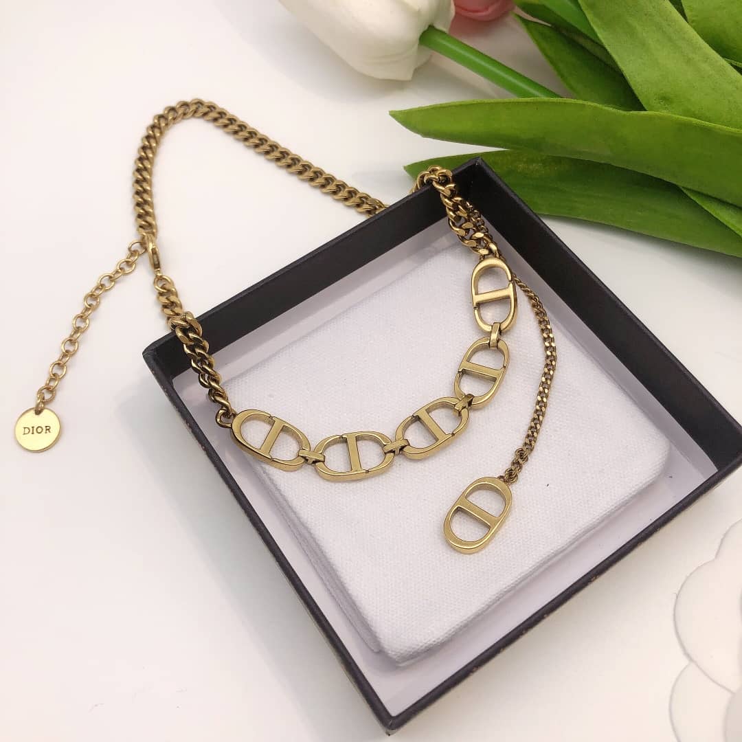 Chr1st1an D10r Necklace First Copy