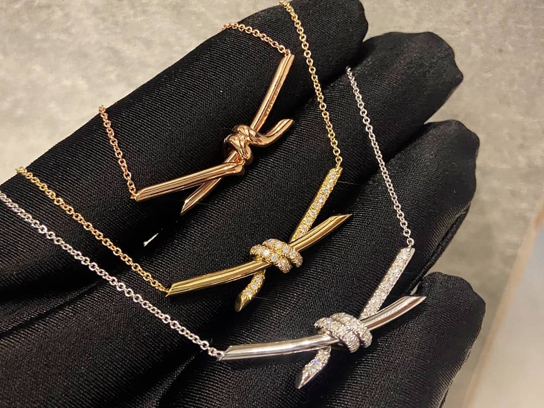 7 Star T*f*ny Necklace