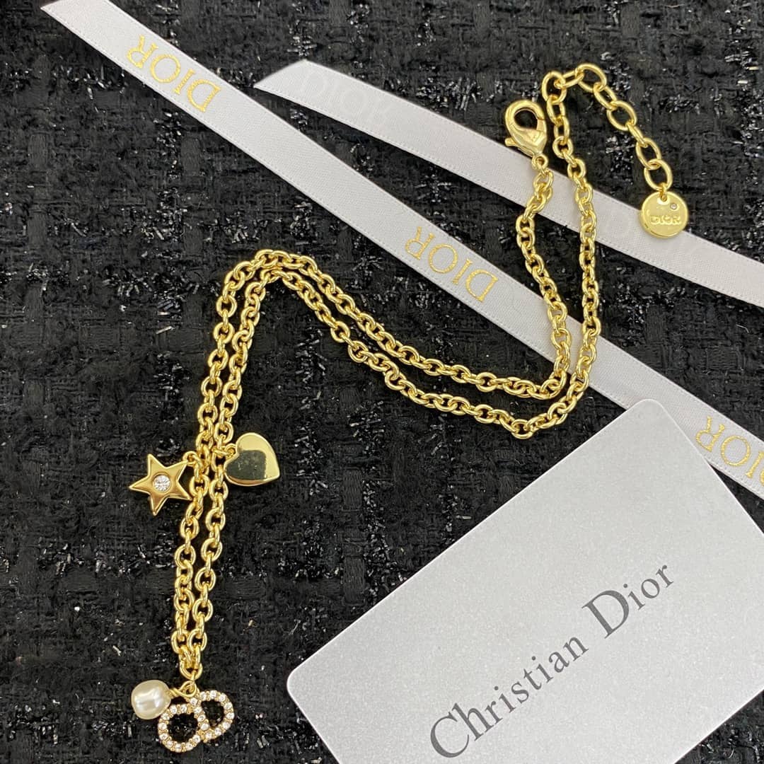 Best Chr1st1an D10r Classic Necklace